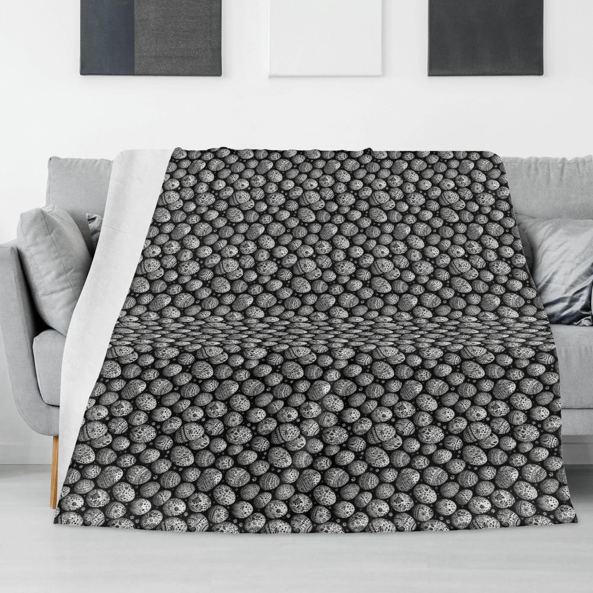 Black and White Egg Flannel Breathable Blanket 4 Sizes