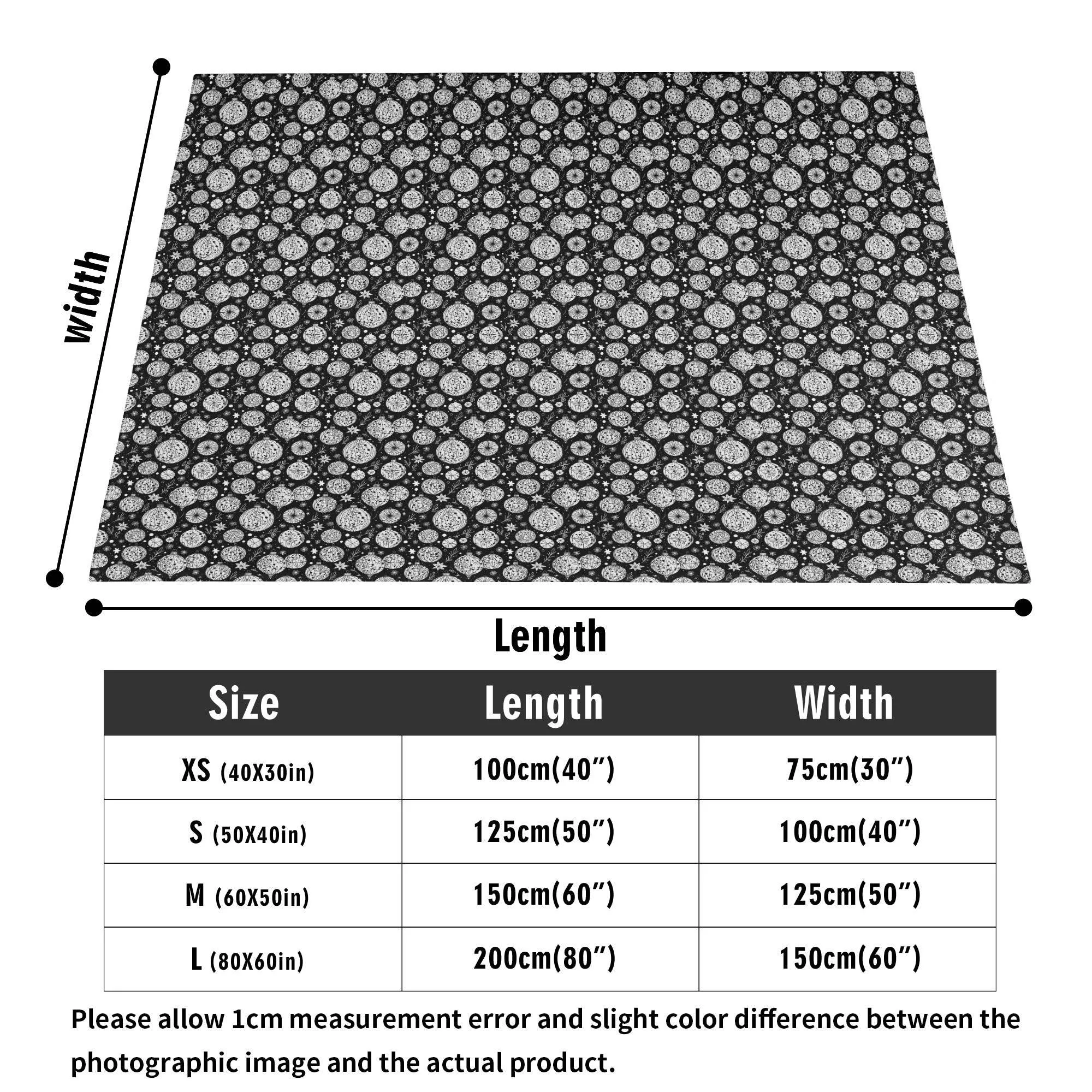 Black and White Ornament Flannel Breathable Blanket 4 Sizes