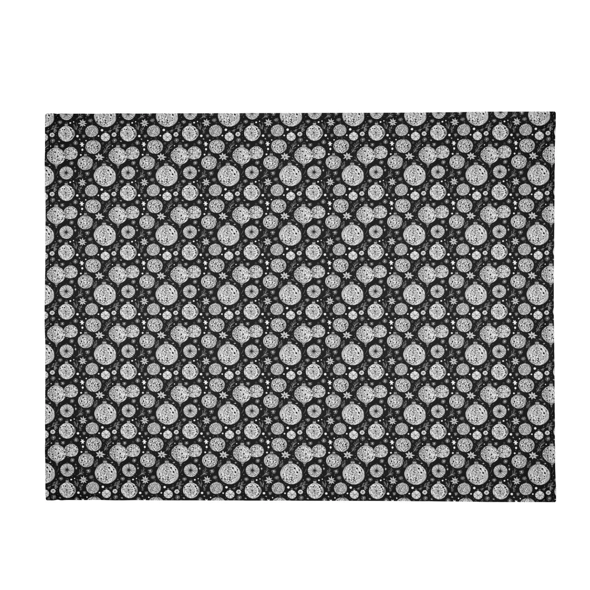 Black and White Ornament Flannel Breathable Blanket 4 Sizes