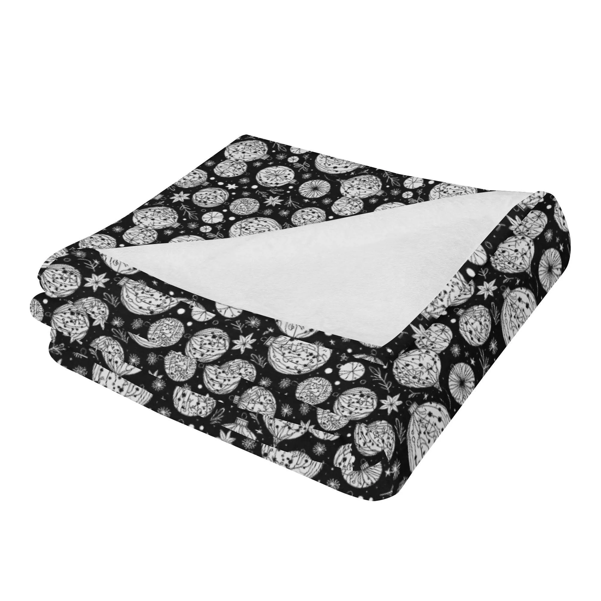 Black and White Ornament Flannel Breathable Blanket 4 Sizes