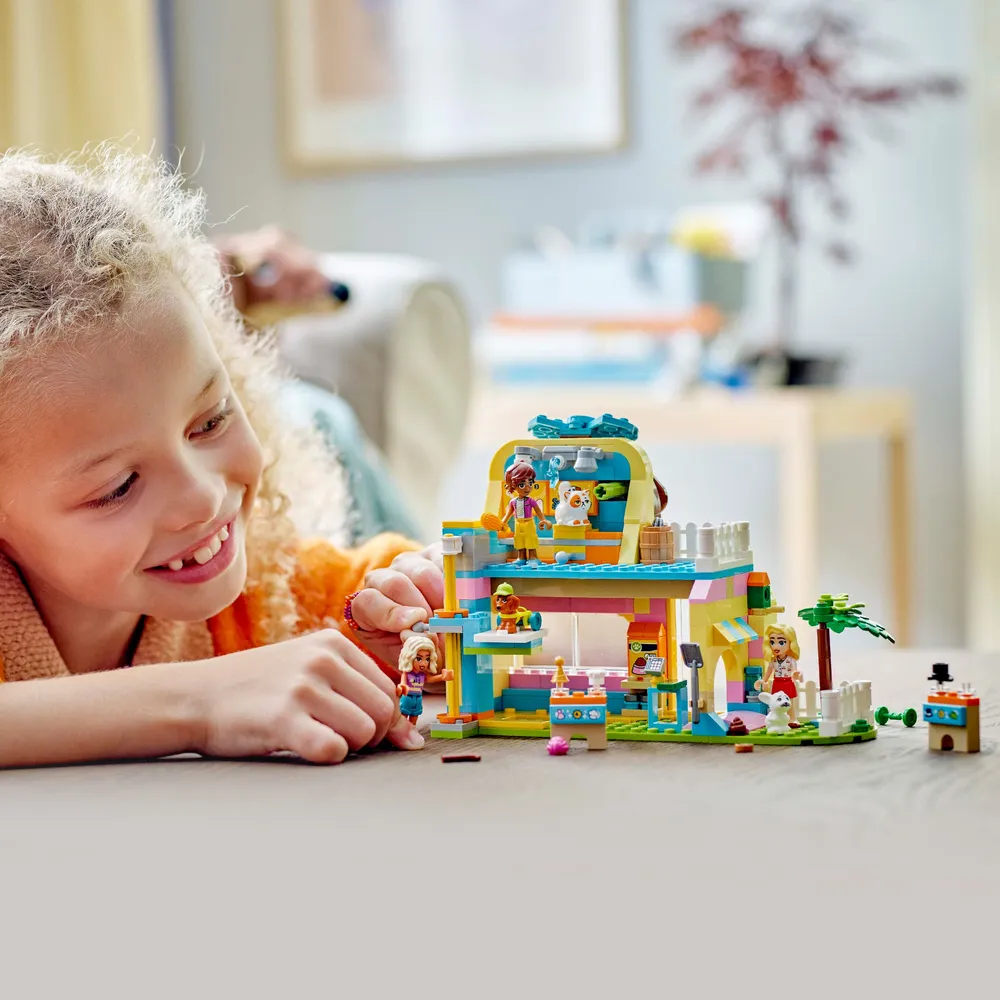 LEGO Friends Pet Accessories Shop 42650