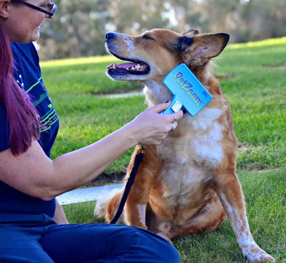 New PetZoom Self Cleaning Grooming Brush with Bonus Pet Trimmer