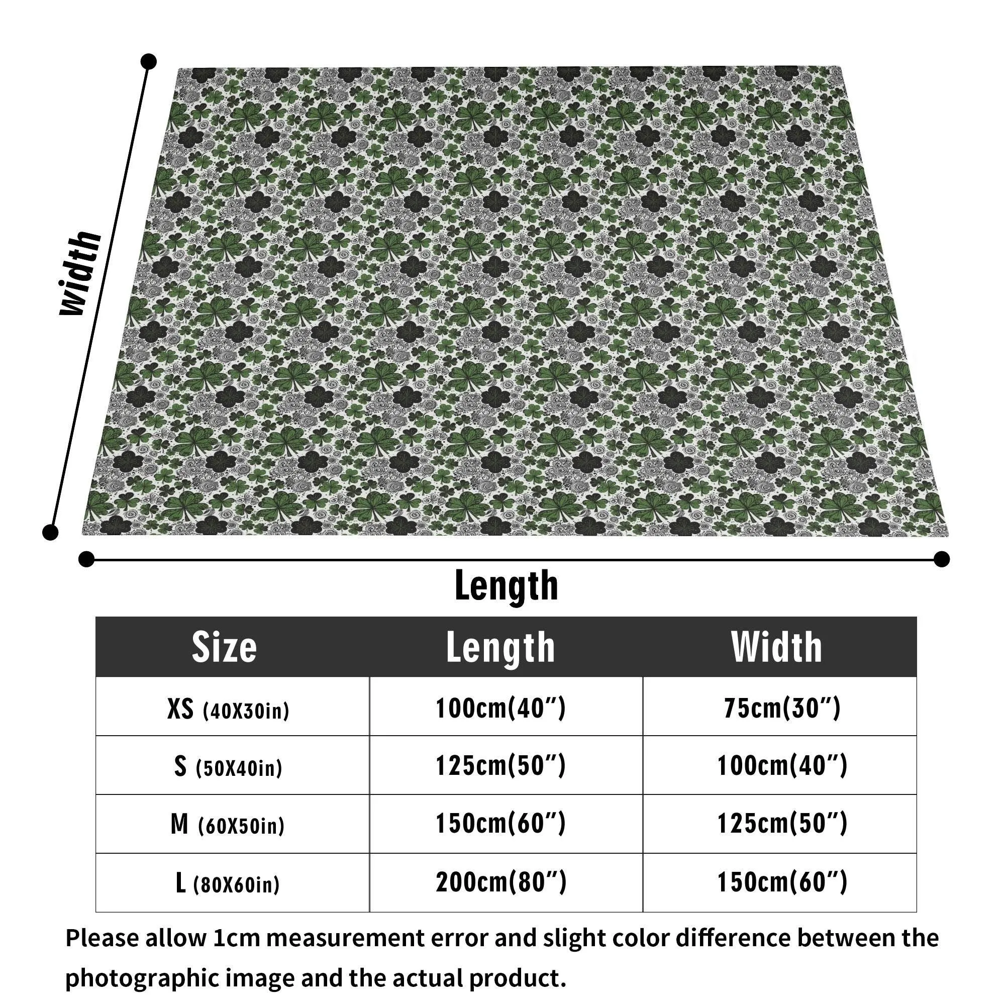 Scribble Clovers Flannel Breathable Blanket 4 Sizes